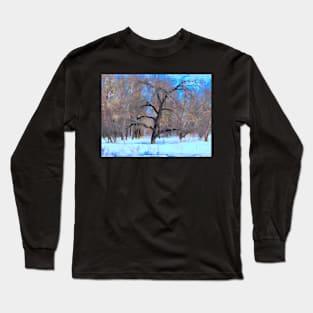 Winter tree illustration Long Sleeve T-Shirt